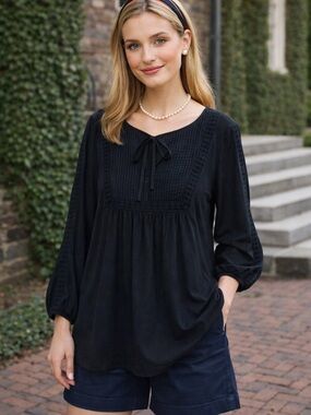 Boden Anna Jersey top size 2 Navy Blue peasant embroidered 
Style No. J0192